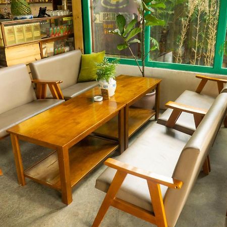 Homestay Khu Vuon Hoang Gia Dalat Exterior foto