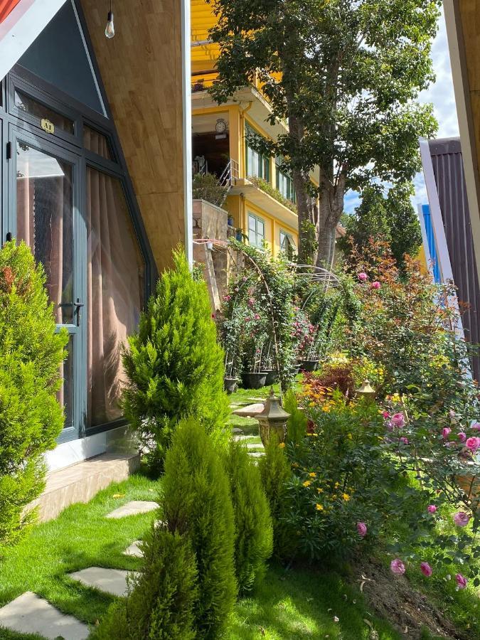 Homestay Khu Vuon Hoang Gia Dalat Exterior foto