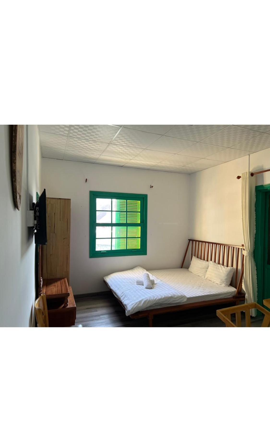 Homestay Khu Vuon Hoang Gia Dalat Exterior foto